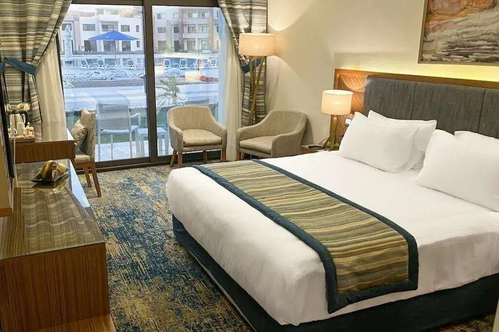 Helnan Hotel - Port Fouad