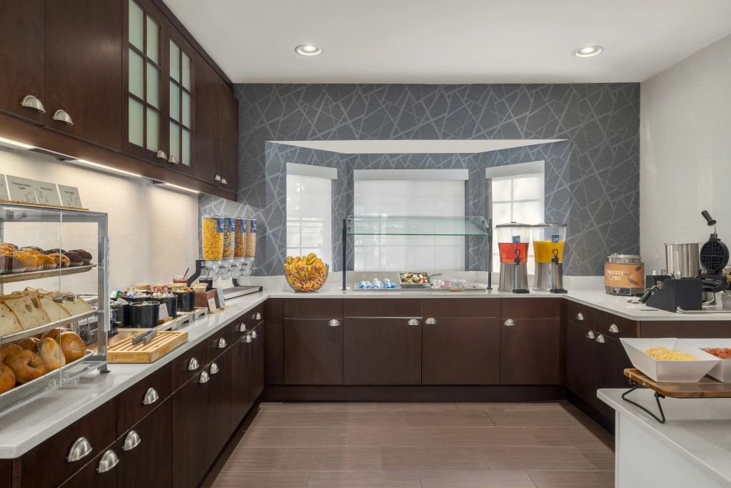 Homewood Suites by Hilton Jacksonville Deerwood Park