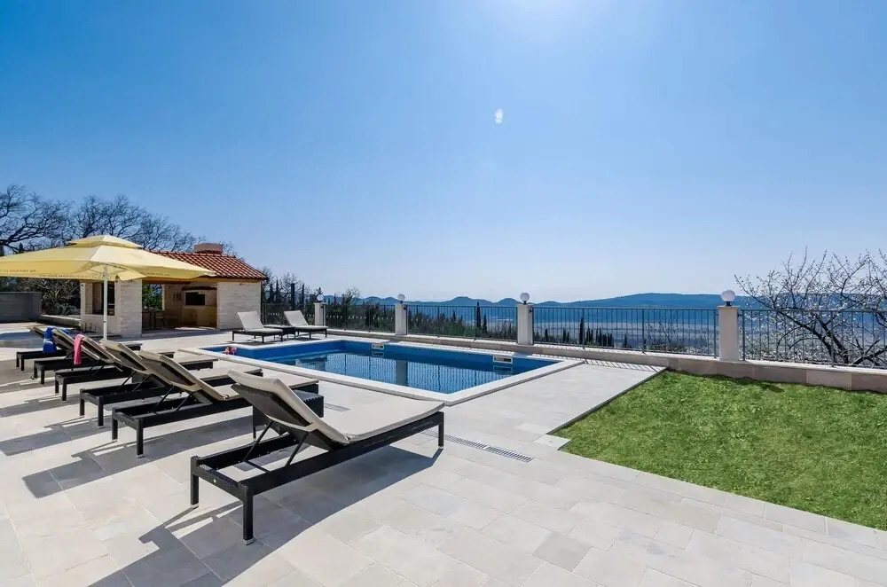 Villa Dragi - Three Bedroom Villa With Swimming Pool Terrace and Sea View ID Direct Booker 10228