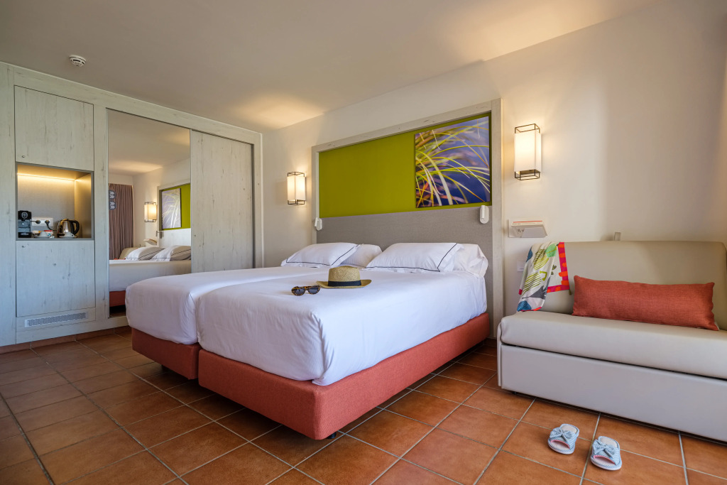 Oassium Hotel