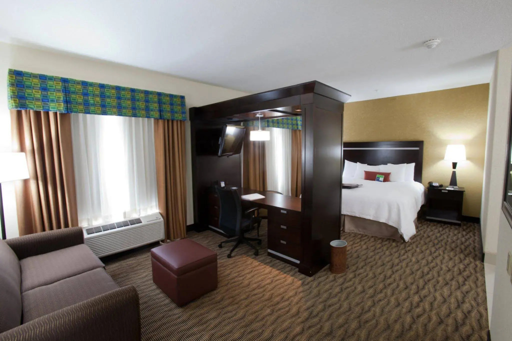 Hampton Inn & Suites Dallas I-30 Cockrell Hill, Tx