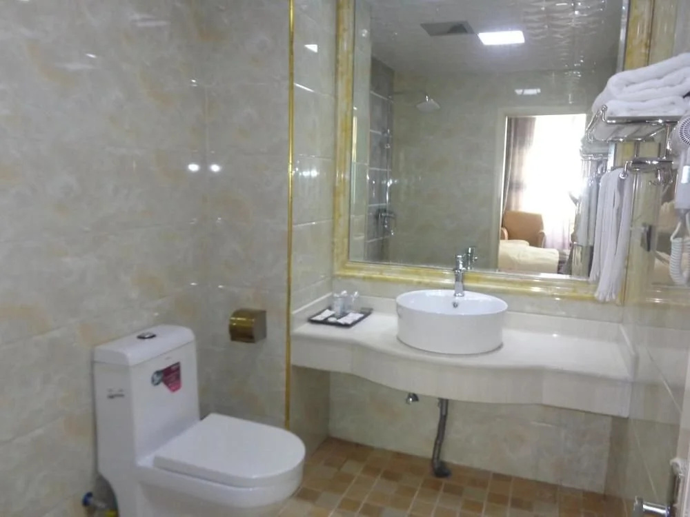 Xishuangbanna Jiangdu Business Hotel
