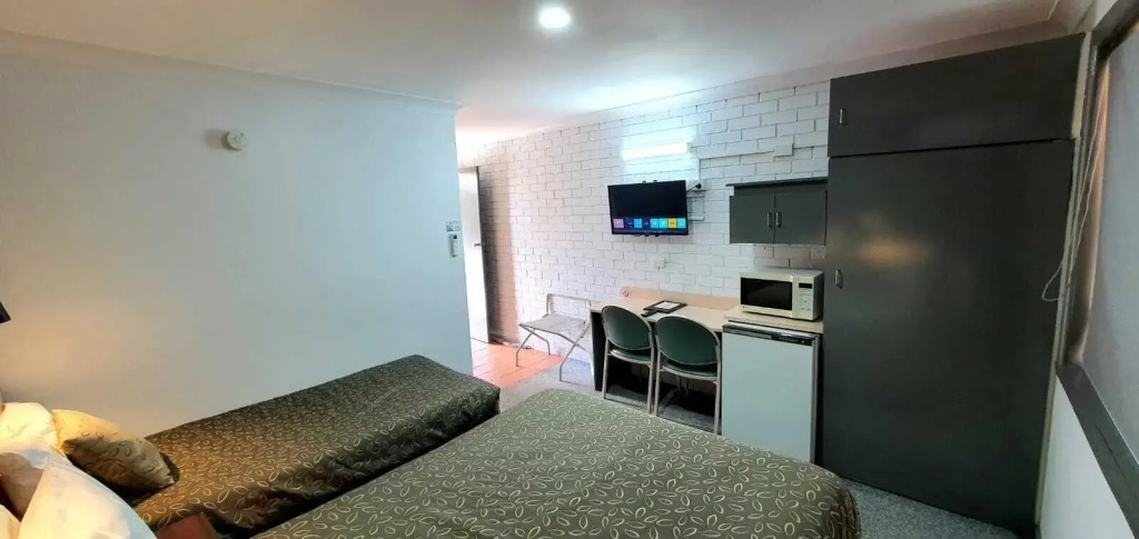 Goldrush Motel Young CBD
