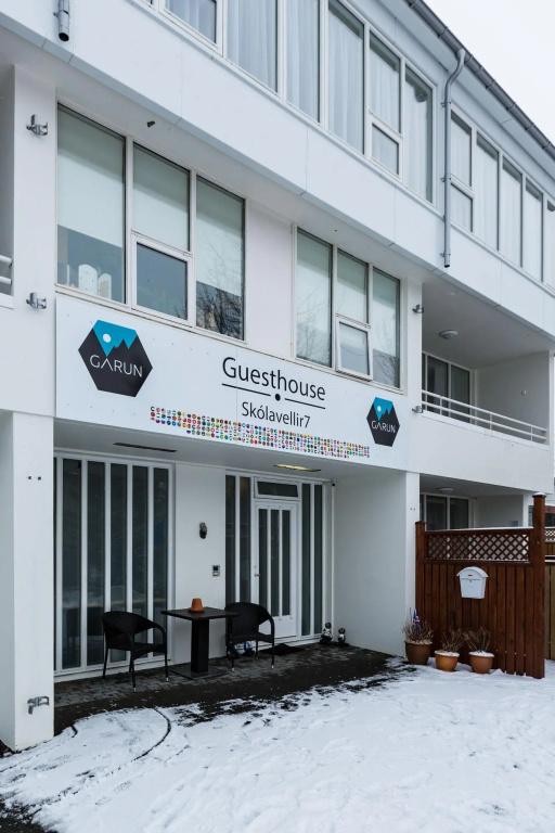 Guesthouse Garun, Skolavellir