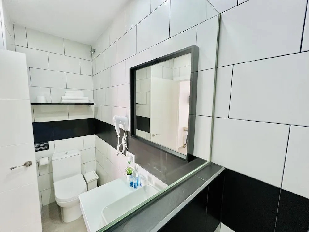 DORI ROOMS - Hostal