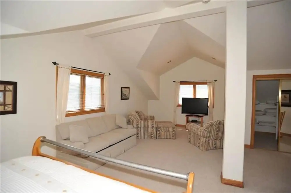 185 S Fuller Placer (Private Home) Holiday Home 6