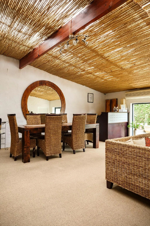 Hout & About Guest House