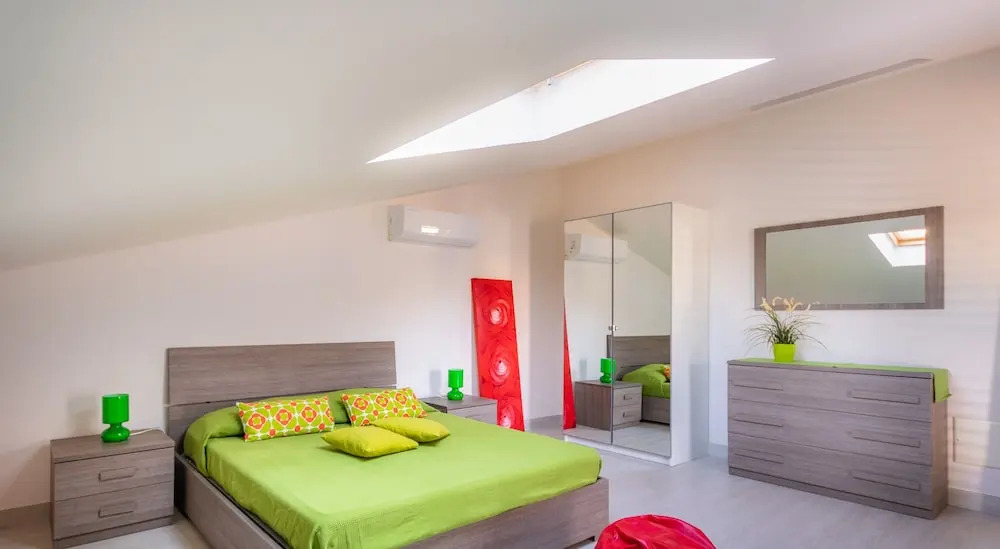 Dolce Mare, Villas