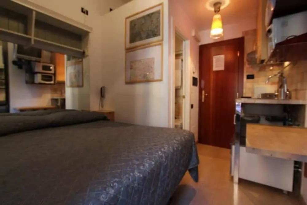Roma Inn Hostel