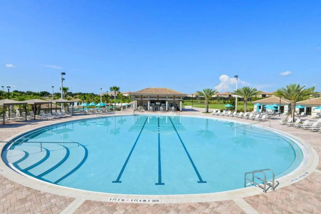 Amazing 5Bdr at ChampionsGate 11 miles from Disney