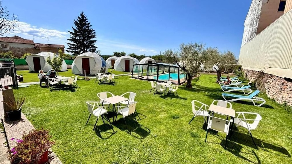 Igloo Rooms - Belorado