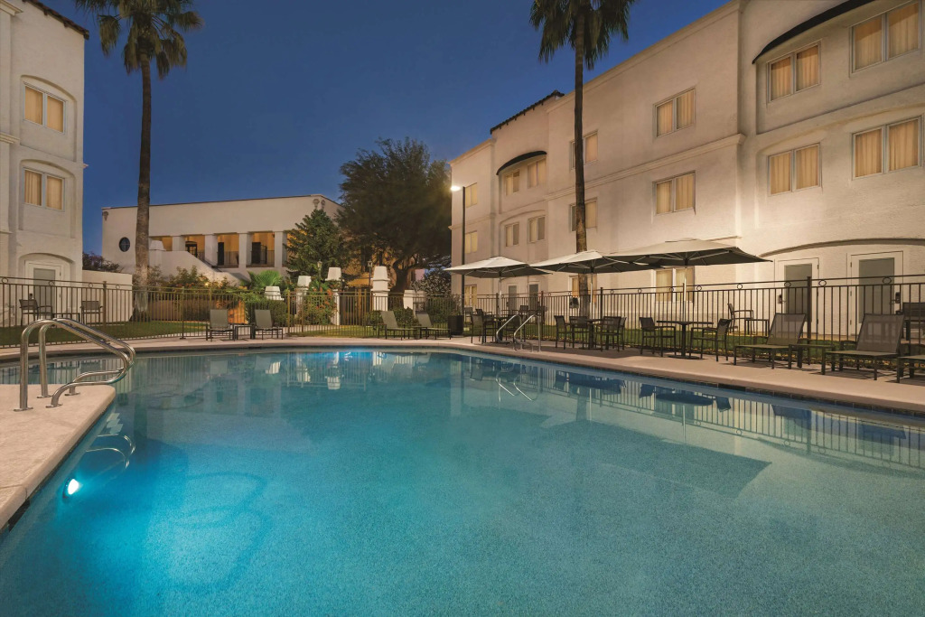 Homewood Suites Tucson St. Philips Plaza University