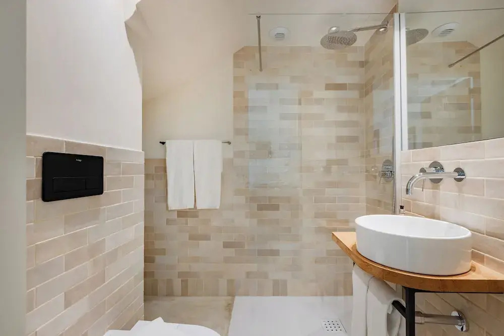 Minimalist Loft at Terracotta Collection