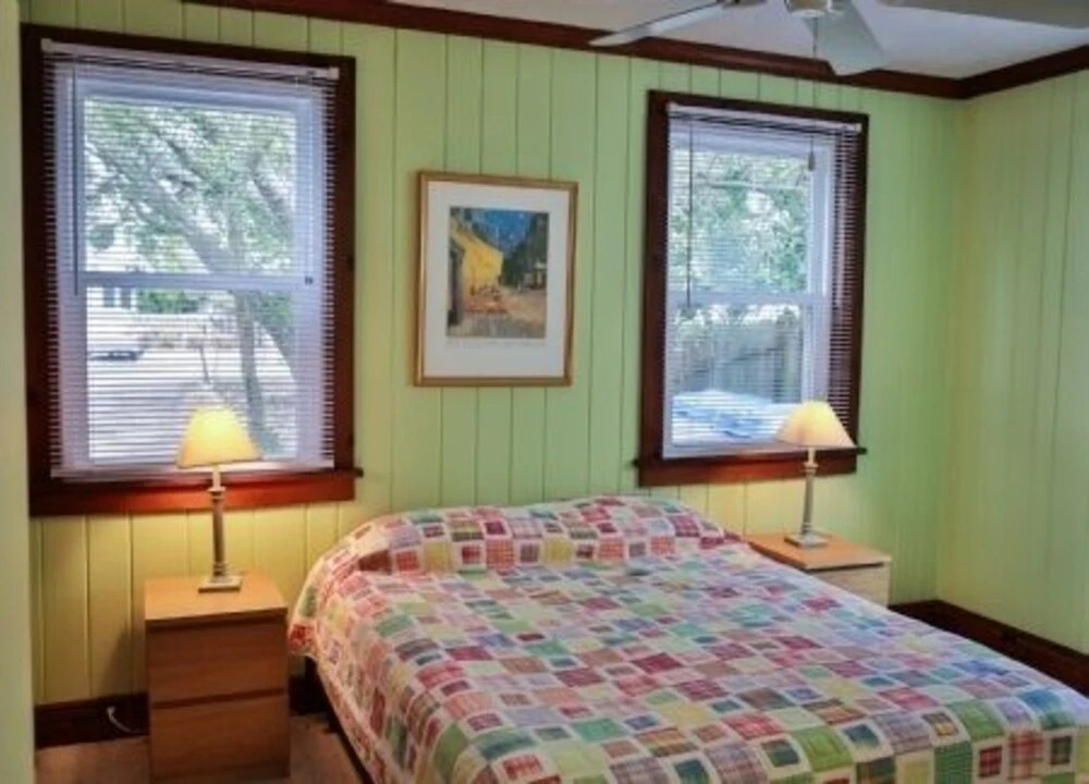 108a 87th Street Home 5 Bedrooms 3.5 Bathrooms Home