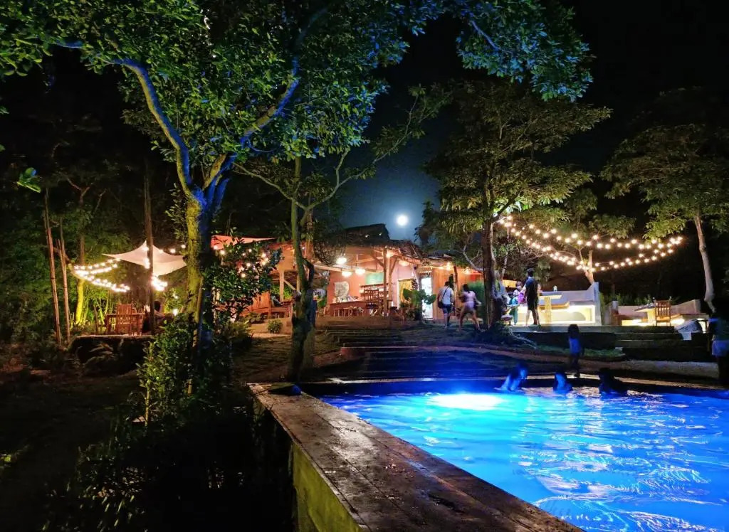 Nakabalo Guesthouse & Restaurant