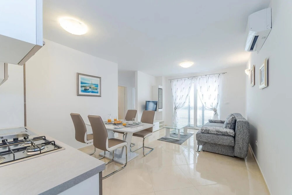 Amazing Apartment in Biograd With 2 Bedrooms and Wifi