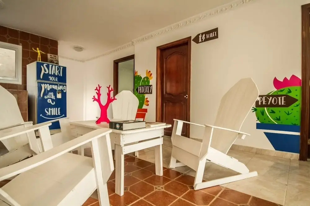 La Perla Hostel