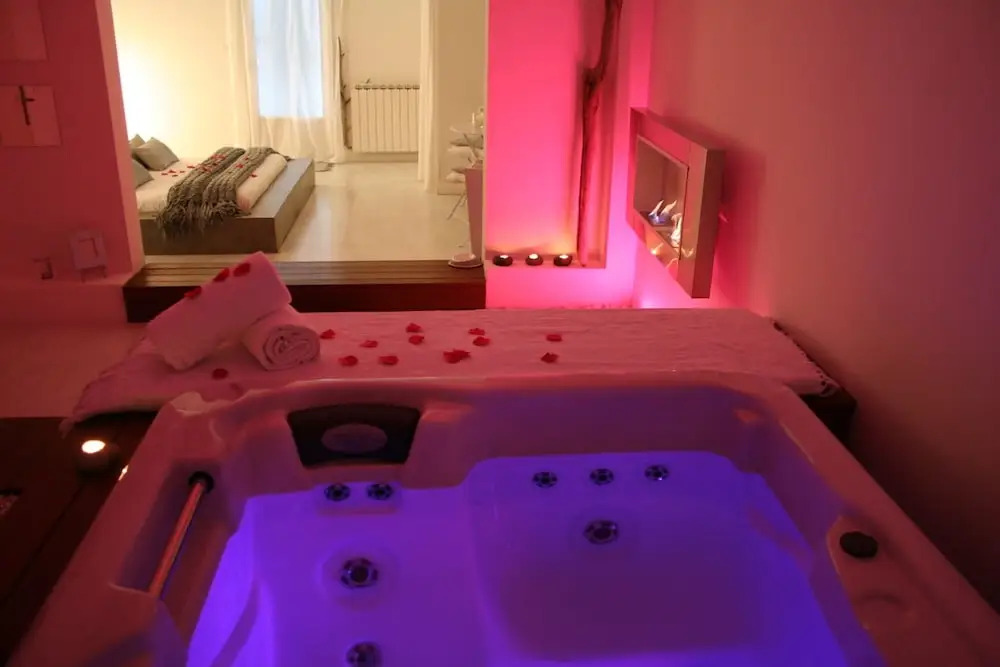 Mas Sainte Marie - Private Hot Tub Suites