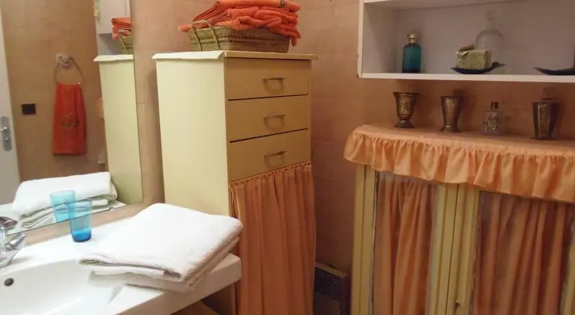 Bed and Breakfast Levallois 2