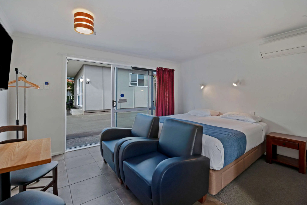 Comfort Inn Westshore Beach