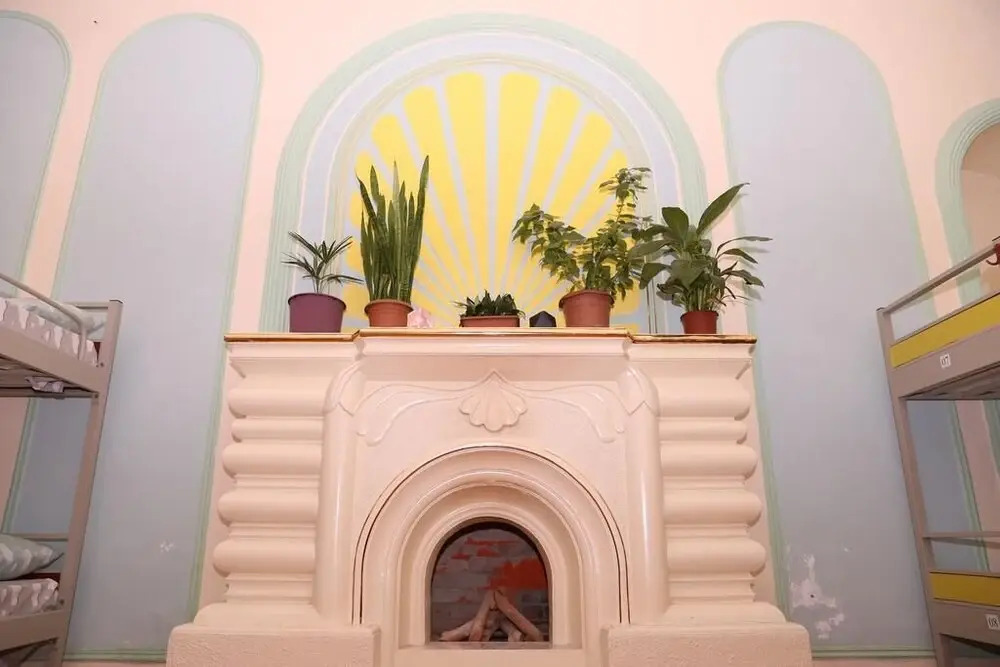 Flora Hostel