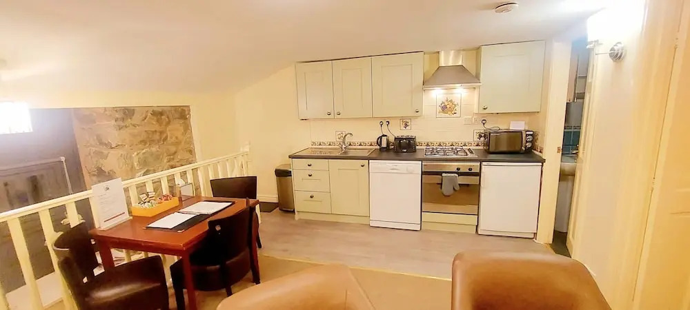 Dolgun Uchaf Historic B&B and Cottages with Boutique Bedrooms In The Heart of Snowdonia