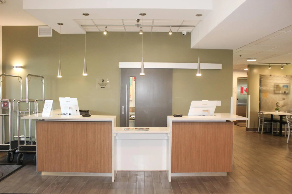 Super 8 by Wyndham Winnipeg East MB