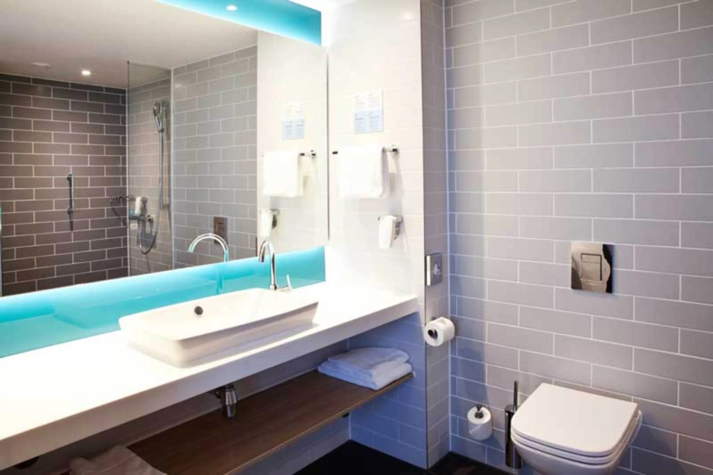 Holiday Inn Express & Suites - Basel - Allschwil by IHG