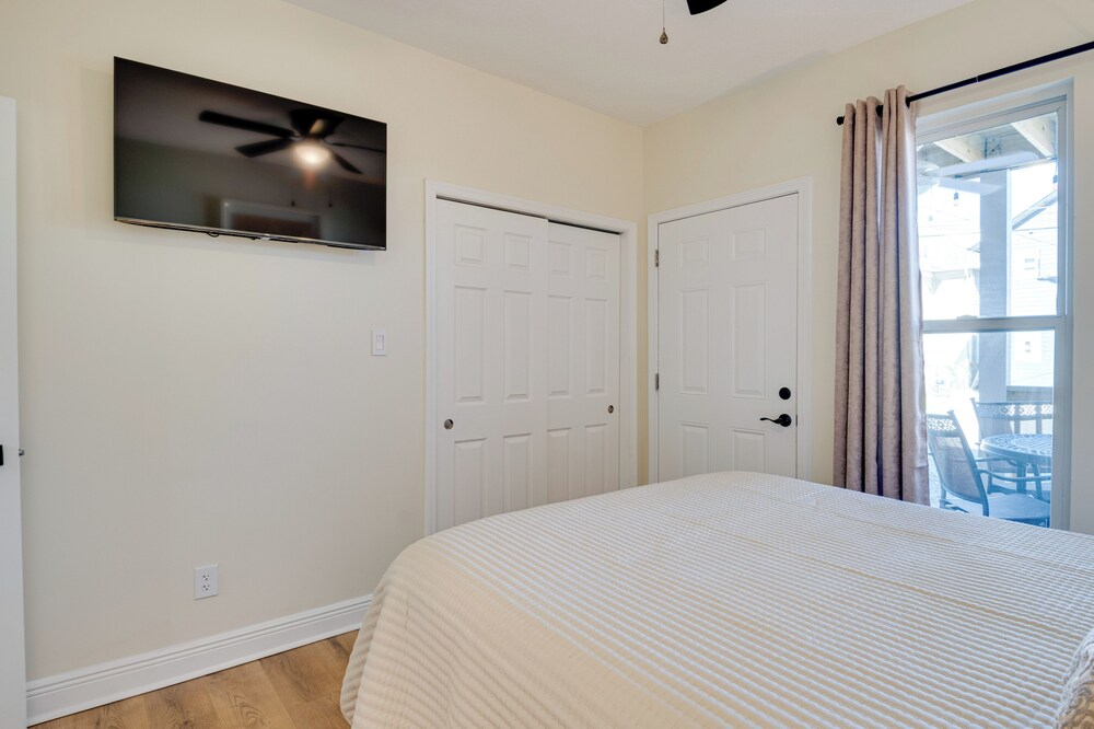 3 Mi to Dtwn: Dual-unit Home in Indianapolis!
