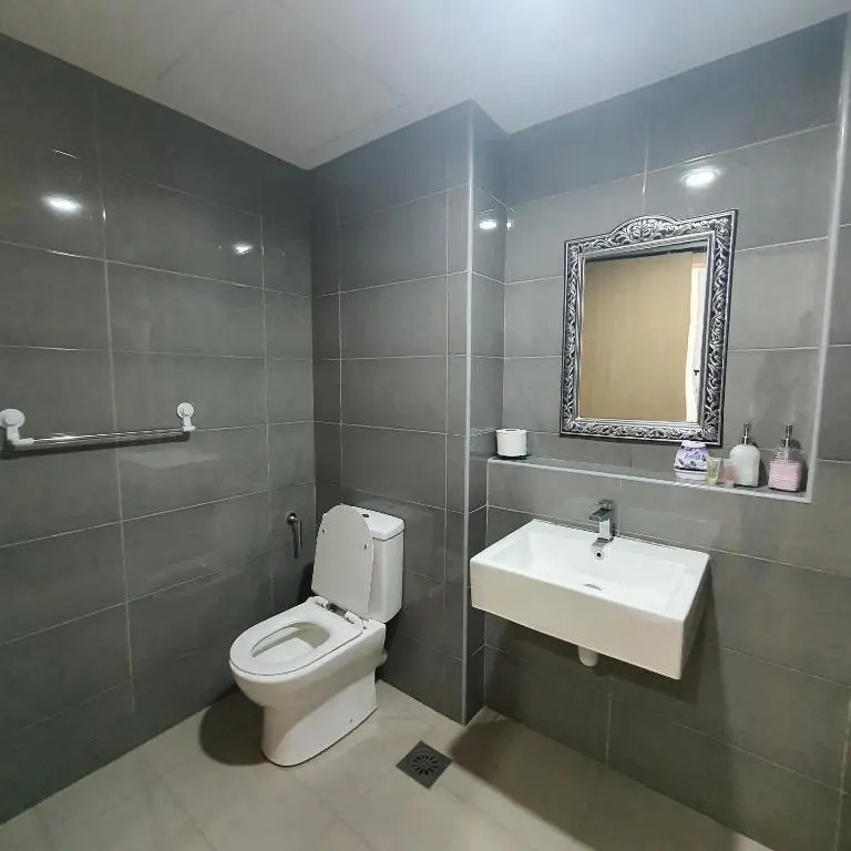 Kuantan Imperium Seaview Swiss Bell A17-12