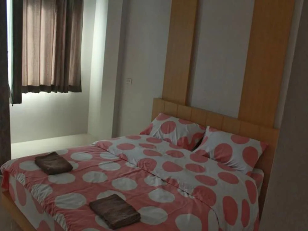 Sinsupatakul Apartment