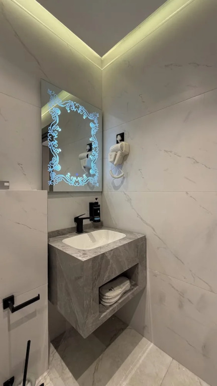 213 Tara-jre Jabal Al Lweibdeh With Stunning View