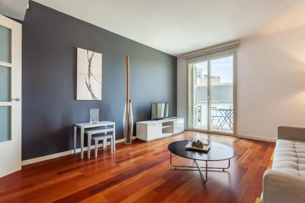 Plaça Catalunya Luxurious 2bedroom with balcony