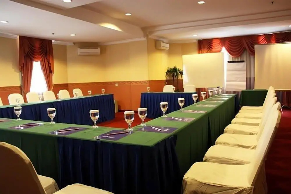Travellers Suites