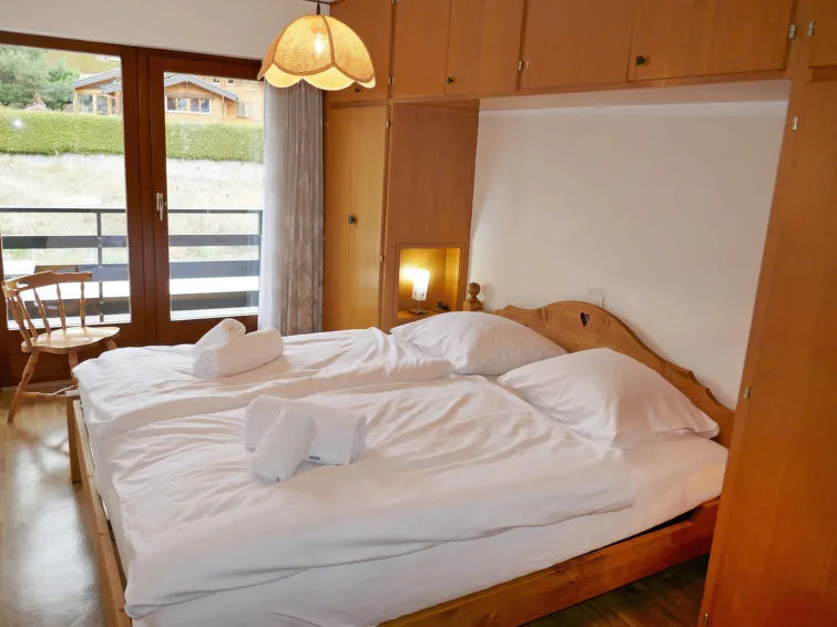 Apartment Les Platanes E3 by Interhome