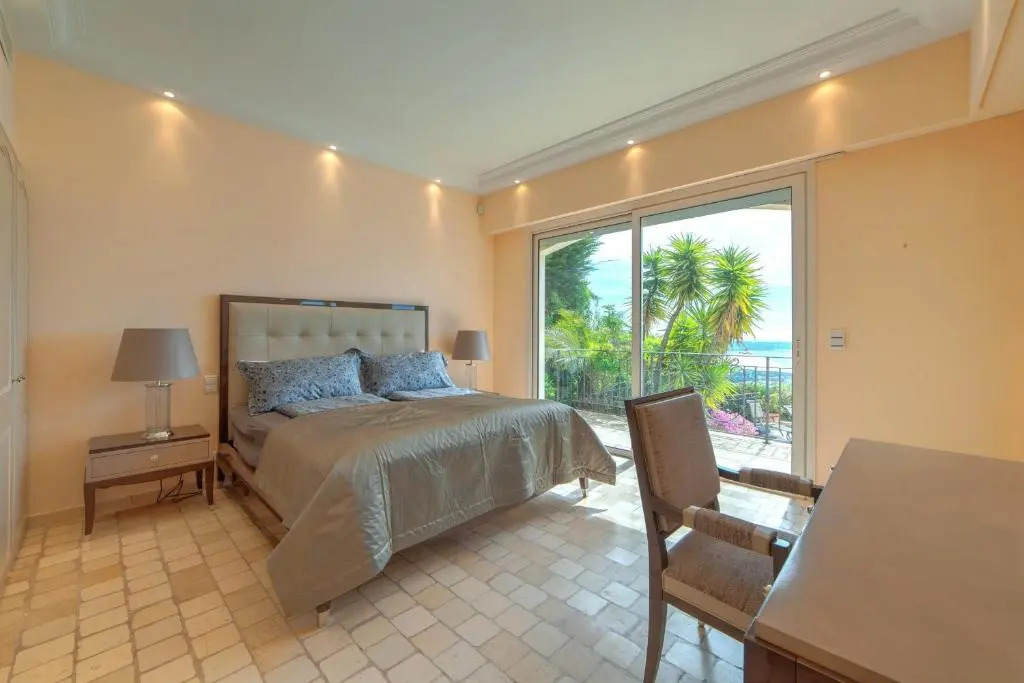 Villa Pertuades Villa with amazing sea view and swimming pool