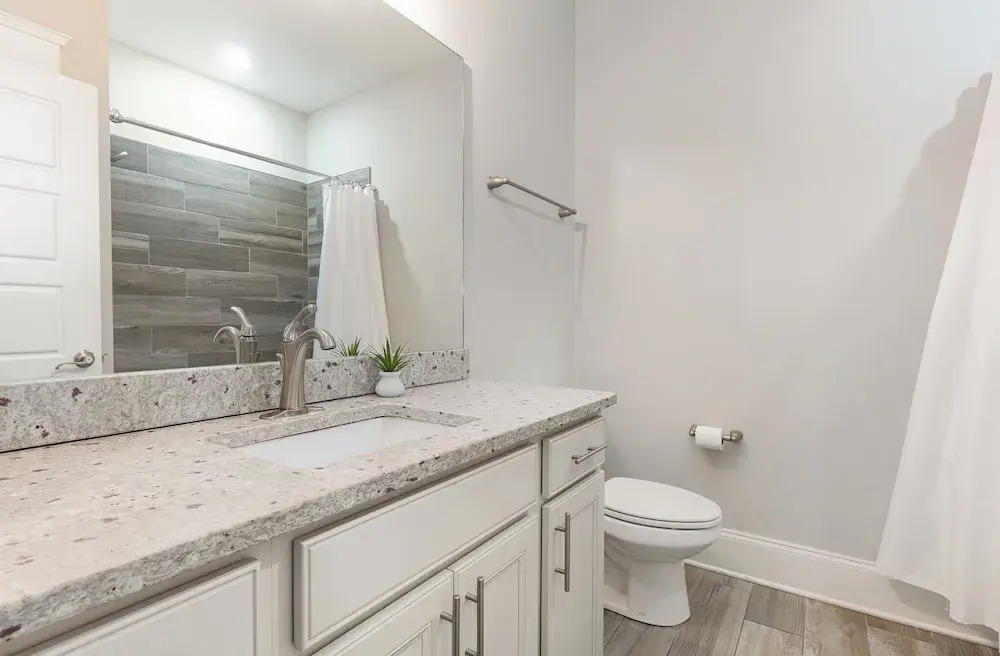 Belwood Manor-Across from Parthenon-5 Min Broadway