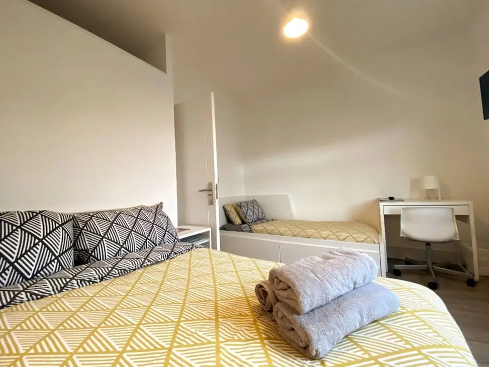 Cosy Sea Front Apartment Sleeps 6