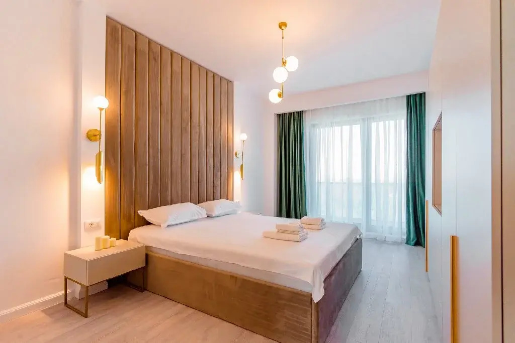WAVE 2 Promenada Apartments