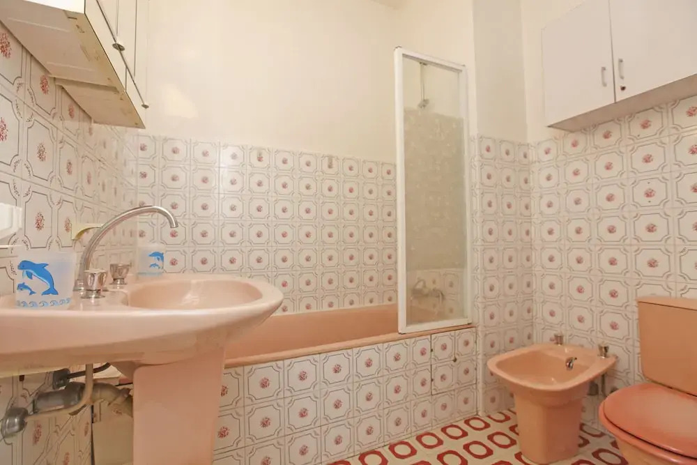Grand Studio 30m² En Centre-Ville À Nice