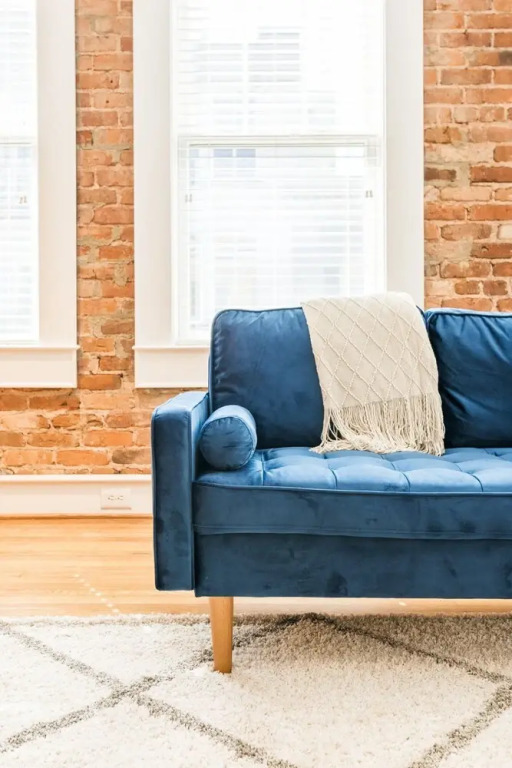 Red Door Apartment ~ 3-king Beds ~ Center Of D-twn