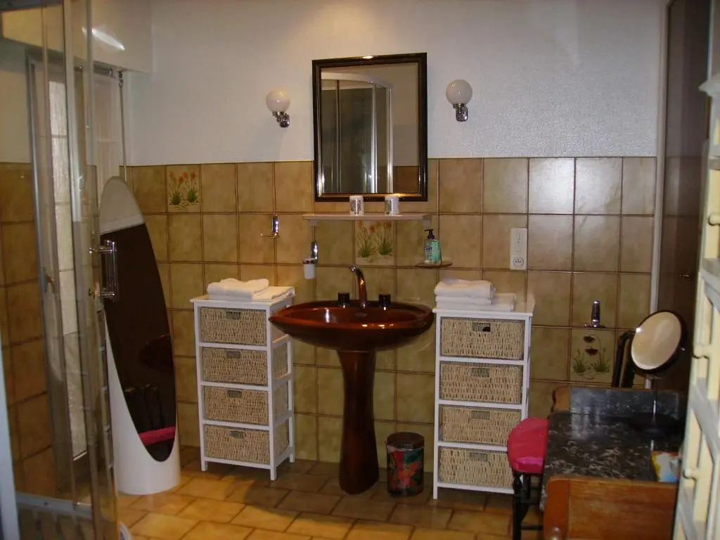 A lombre du Mont Saint Michel - Bed & Breakfast, Chambres dhôtes