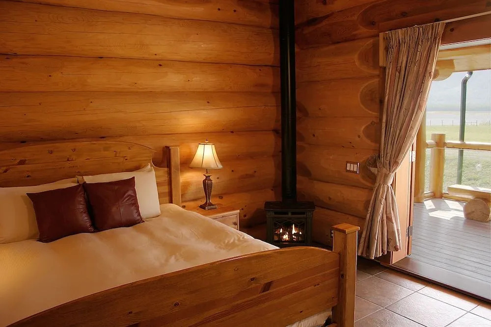 Fraser River Lodge