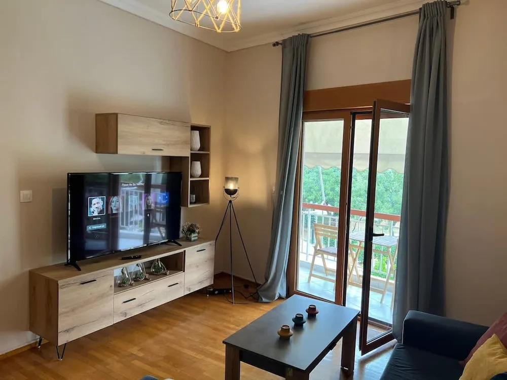 Alimos Cozy Getaway Close to the Beach