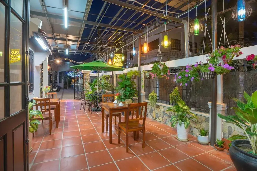 Old Lane Homestay