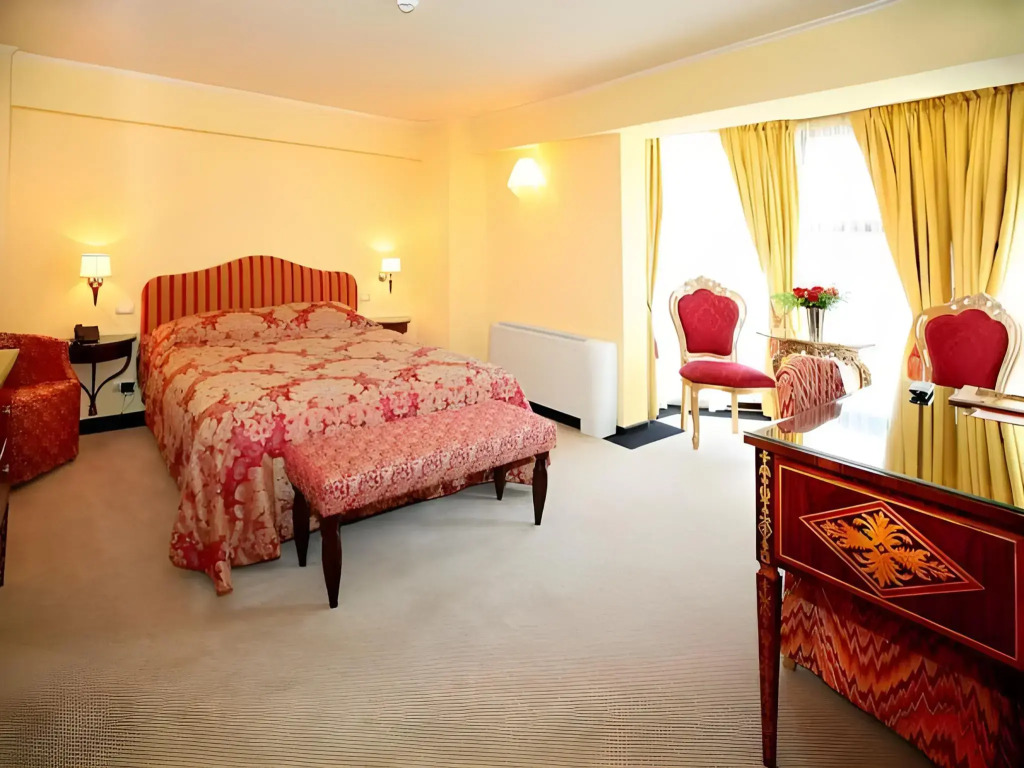 Vigo Hotel