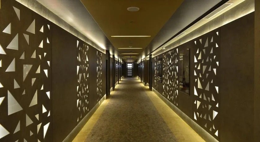 Regency Palace Hotel