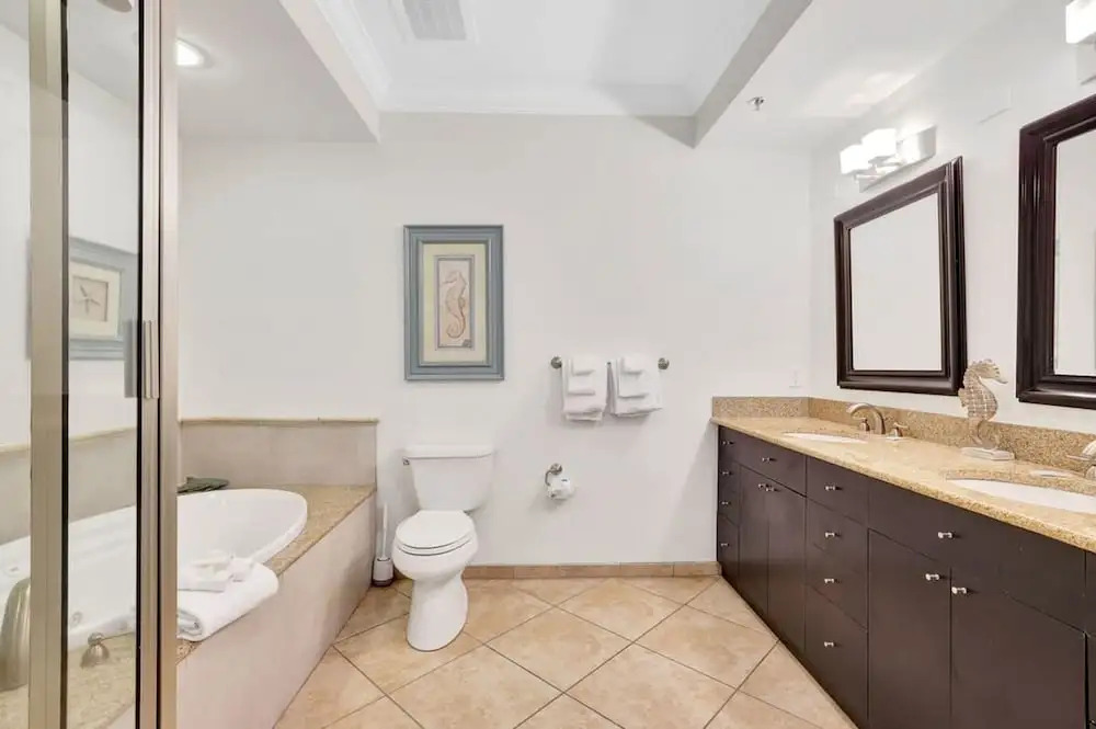 Beachfront Escape Sleeps 10 Incredible Views