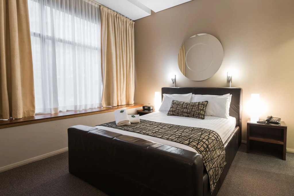 Clarendon Hotel