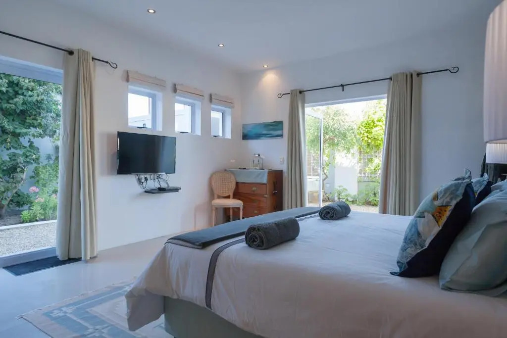 Greenways Drive Apartment